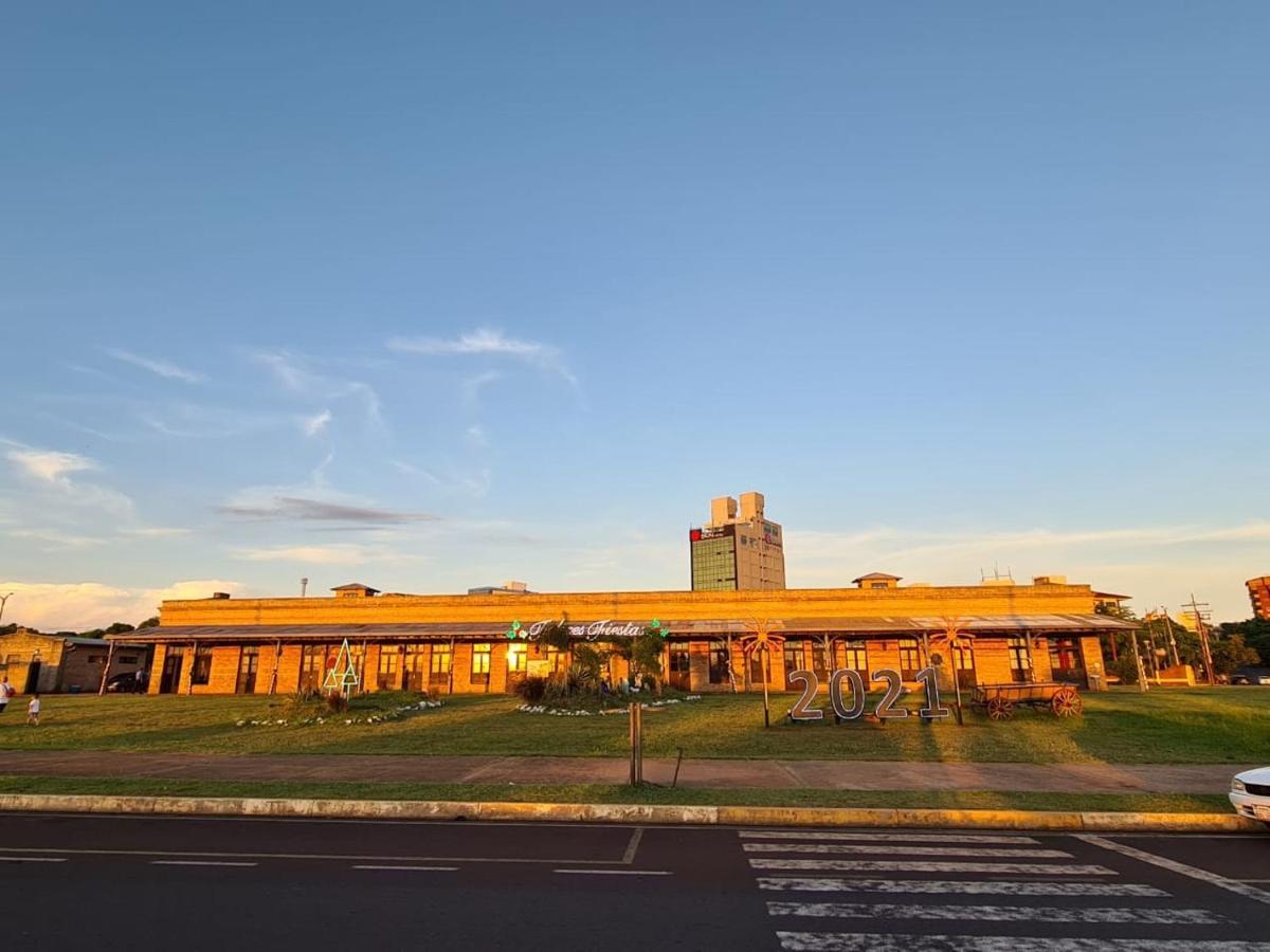 Costanera Encarnacion - Apartamento Entero Luaran gambar