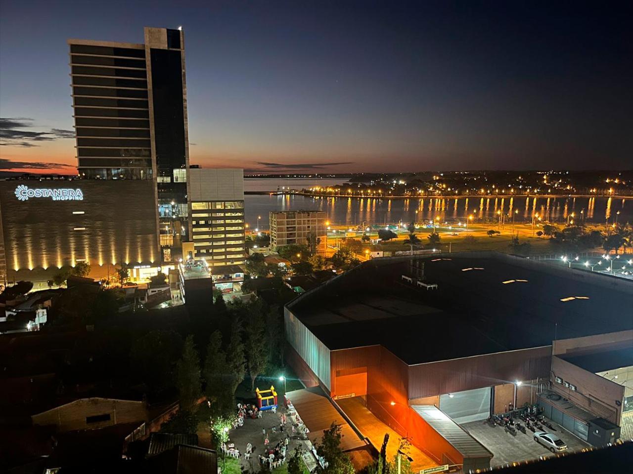 Costanera Encarnacion - Apartamento Entero Luaran gambar