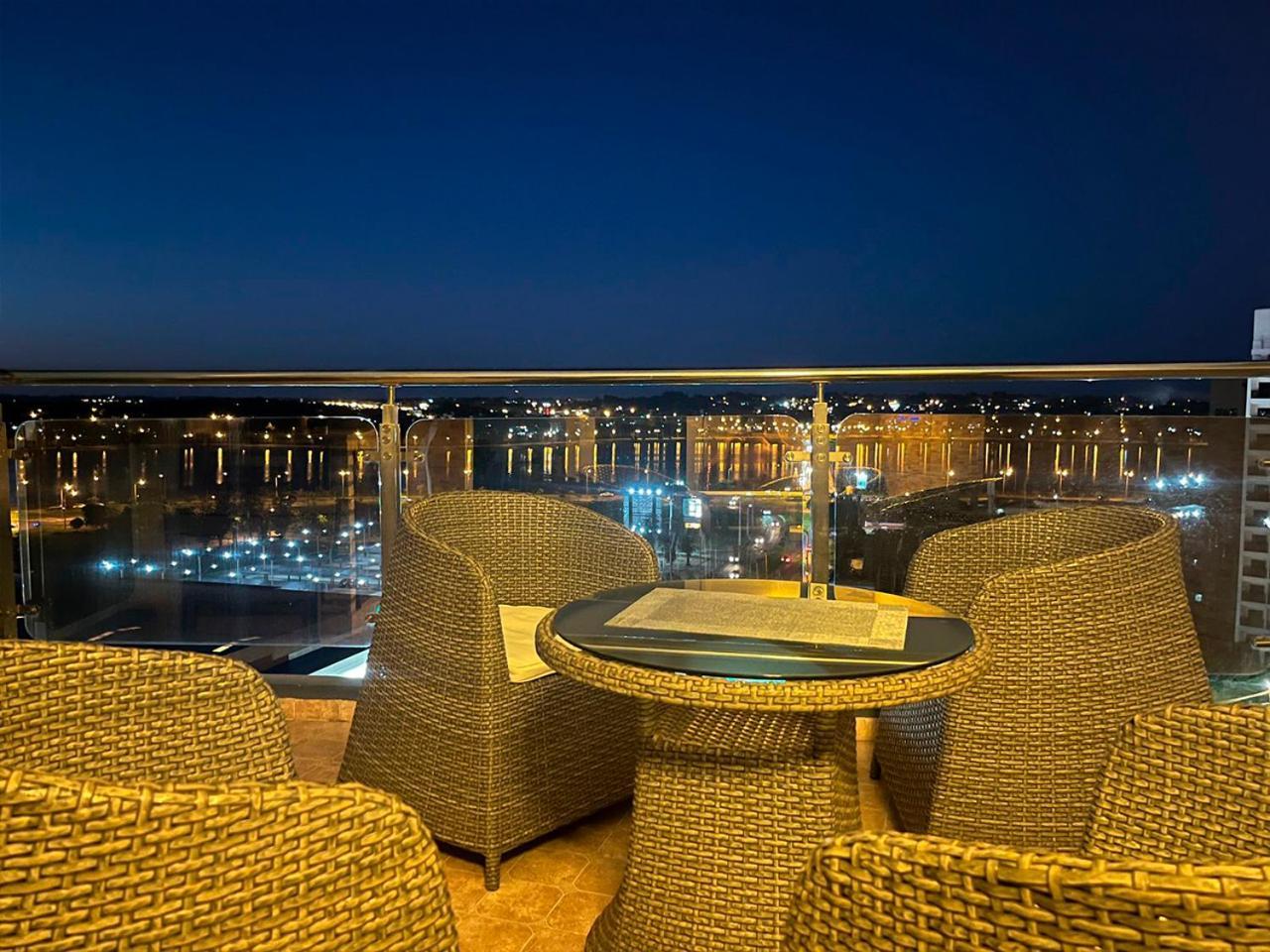 Costanera Encarnacion - Apartamento Entero Luaran gambar